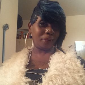 Meet your Posher, Sherry